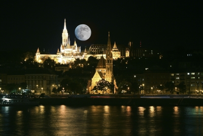 Budapest Hungray at Night wMoon 2011